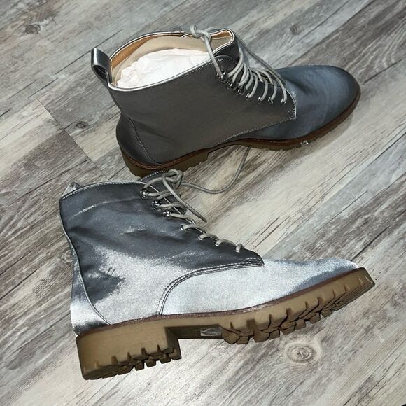 Qupid boots - Picture 1 of 3